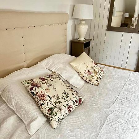 Chambre Duo Sainte-Gemme-la-Plaine Extérieur photo